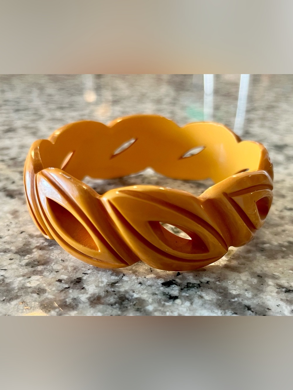 Vintage Carved and Pierced Butterscotch Yellow Bakelite Bangle 30s 40s Bracelet